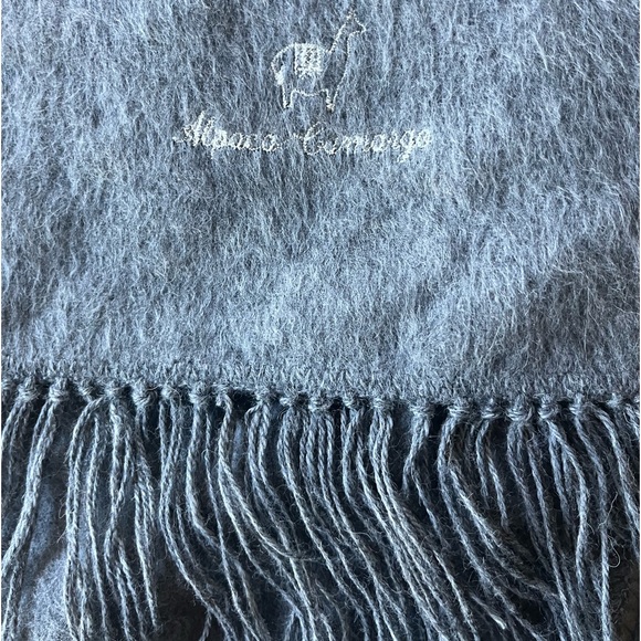 Alpaca Camargo Authentic Peruvian Grey Scarf Like New - Picture 2 of 5